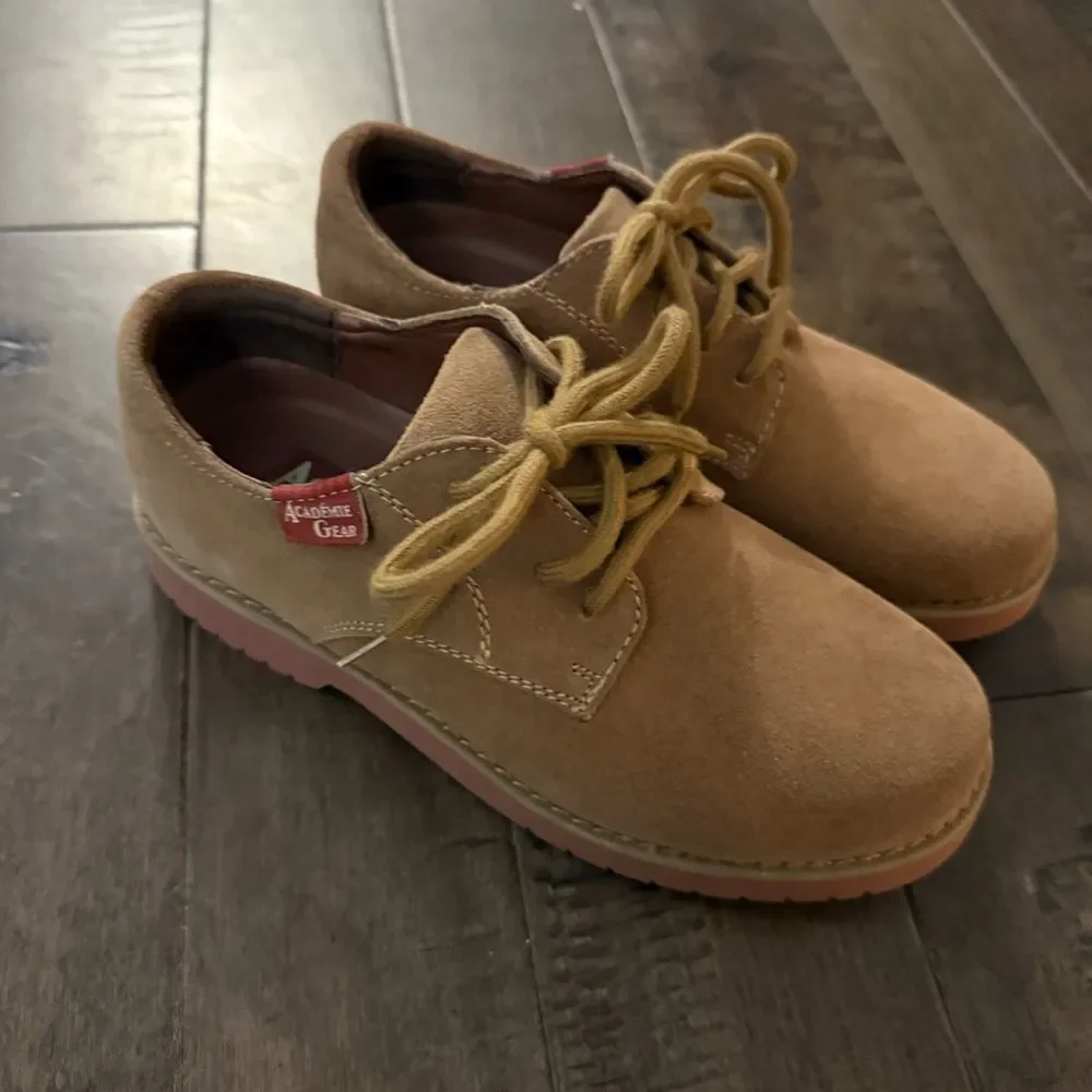 Academie Gear James Boys’ Dress Shoes Oxfords Suede Leather Big Kid 4M Youth